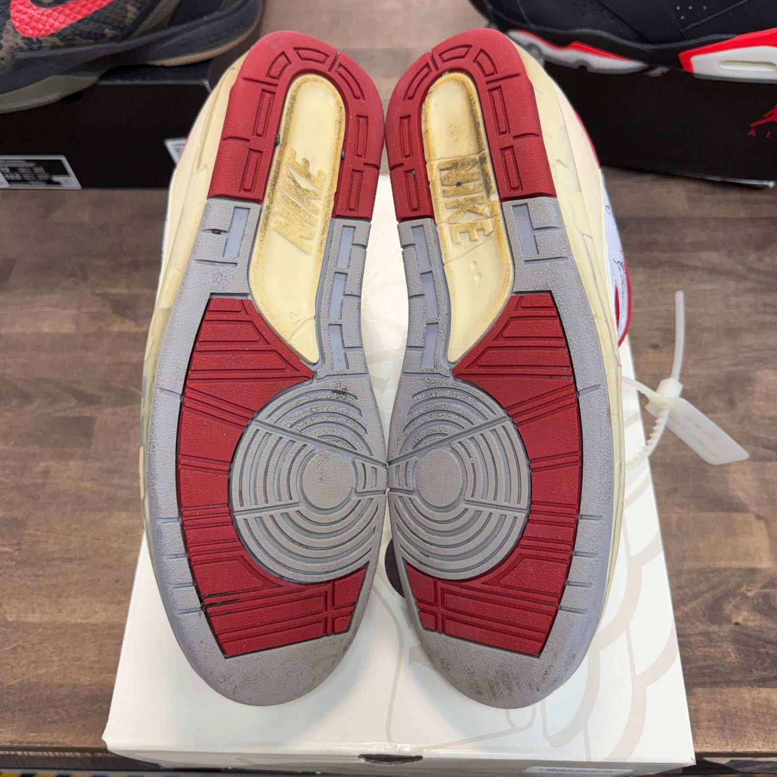 Off-White White Red Jordan 2 Retro Low SP (USED)