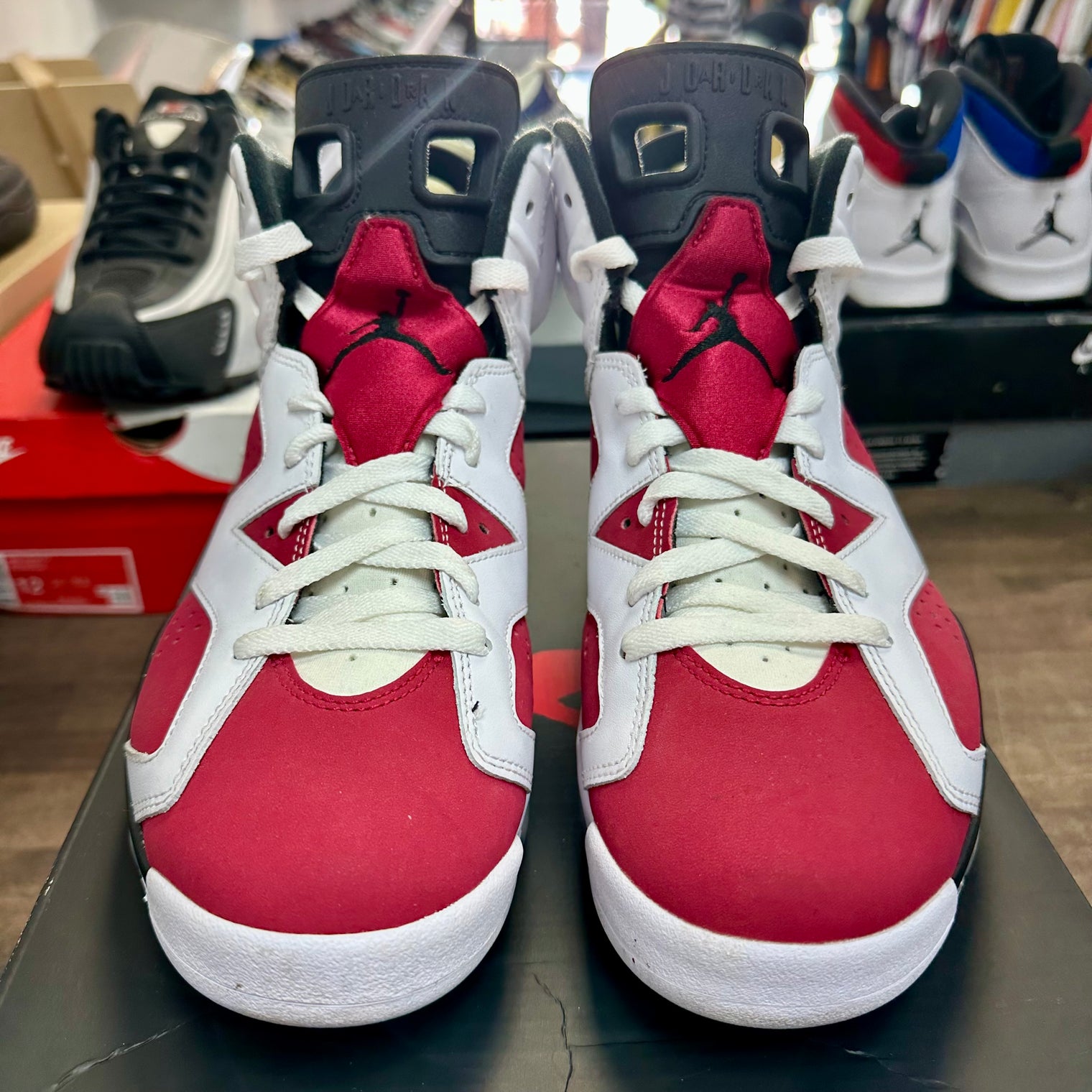 Carmine Jordan 6 Retro (USED)