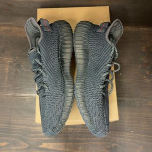 adidas Yeezy Boost 350 V2 Black (Non-Reflective) Size 10.5 (Pre-Owned) - Image 4
