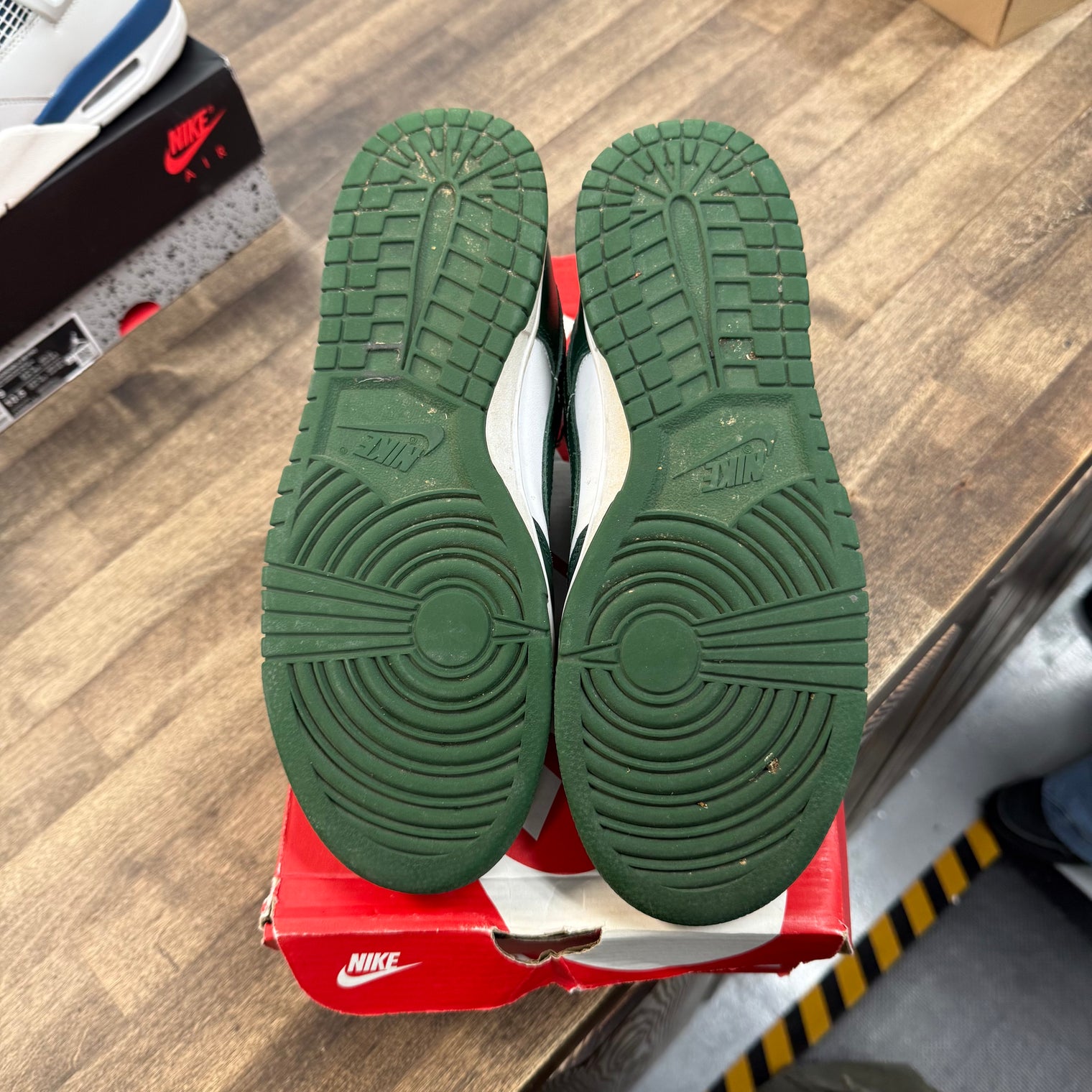 Nike Dunk Low Michigan State (US 8.5) (USED)