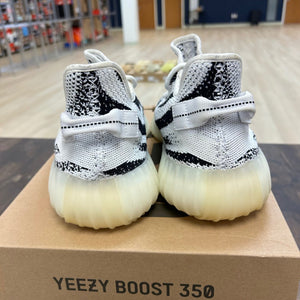 adidas Yeezy Boost 350 V2 Zebra - Image 4