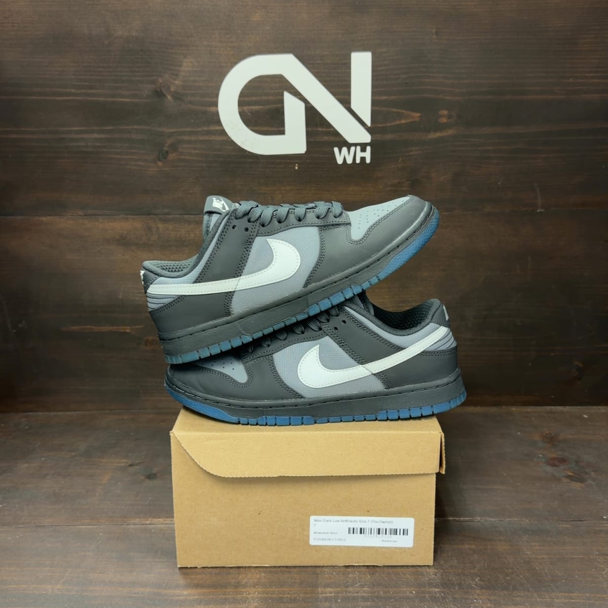 Nike Dunk Low Anthracite Size 7 (Pre-Owned) - front