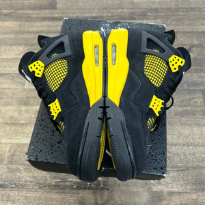 Jordan 4 Retro Thunder (2023) Size 10 (Pre-Owned) - Image 3