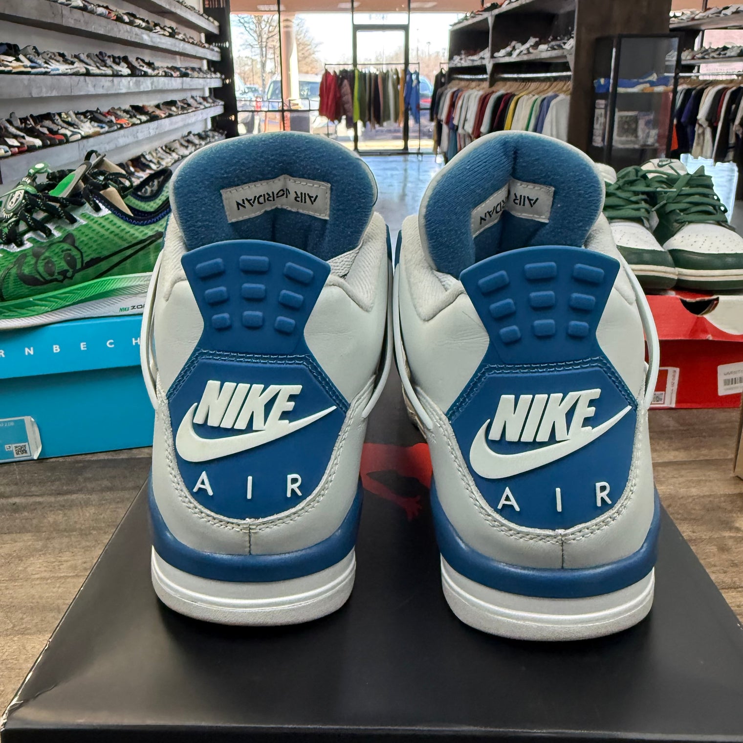 Jordan 4 Retro Military Blue (2024) (US 9) (USED)