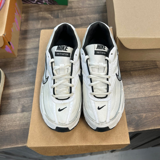 Nike Initiator White Metallic Silver (Women's) (USED)