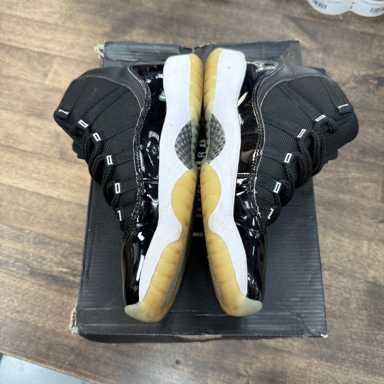 Jubilee Jordan 11 Retro (GS) (USED)