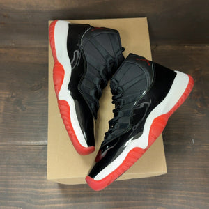 Jordan 11 Retro Playoffs Bred (2019) Size 7.5 (Pre-Owned) - Image 2