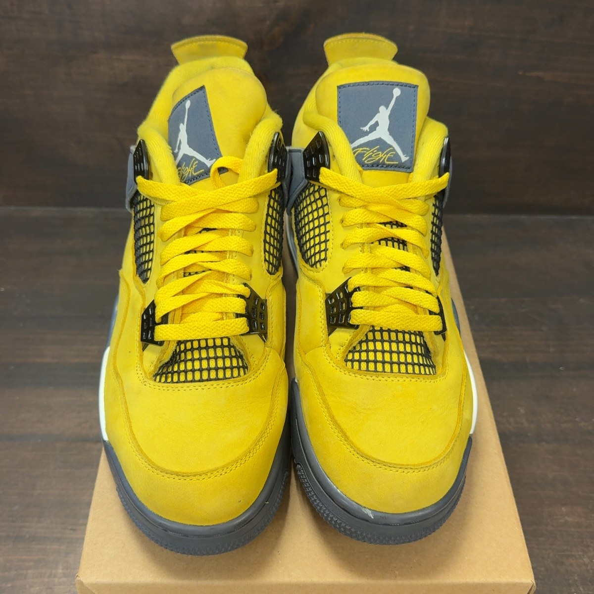 Jordan 4 Retro Lightning (2021) Size 10 (Pre-Owned) - Image 3