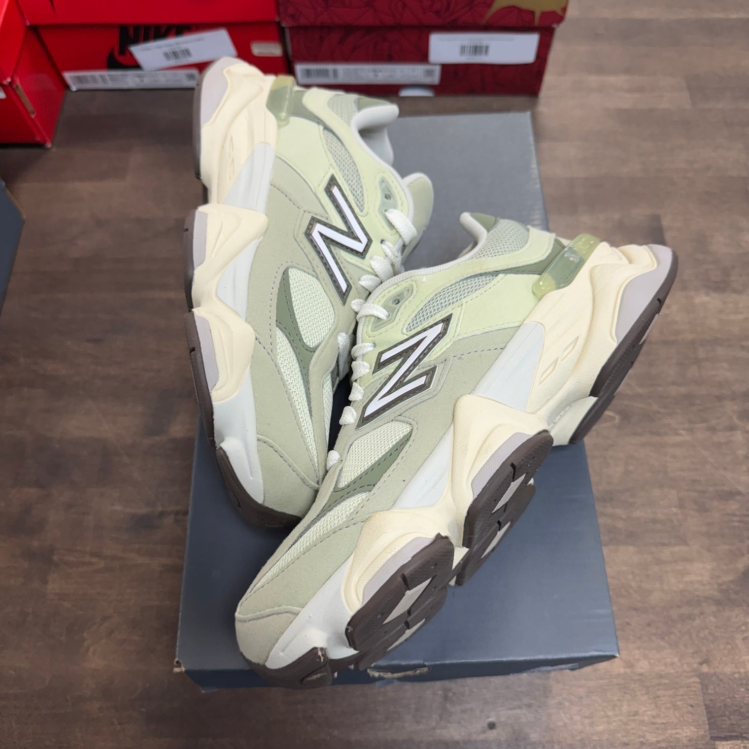 New Balance 9060 Olivine (GS) (USED)