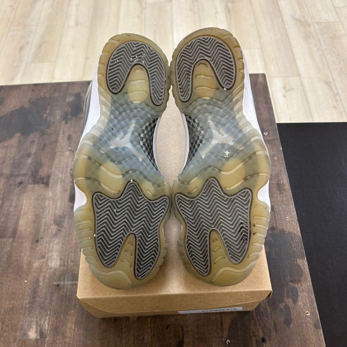 Jordan 11 Retro Cool Grey (2021) Size 8.5 (Pre-Owned) - Image 5
