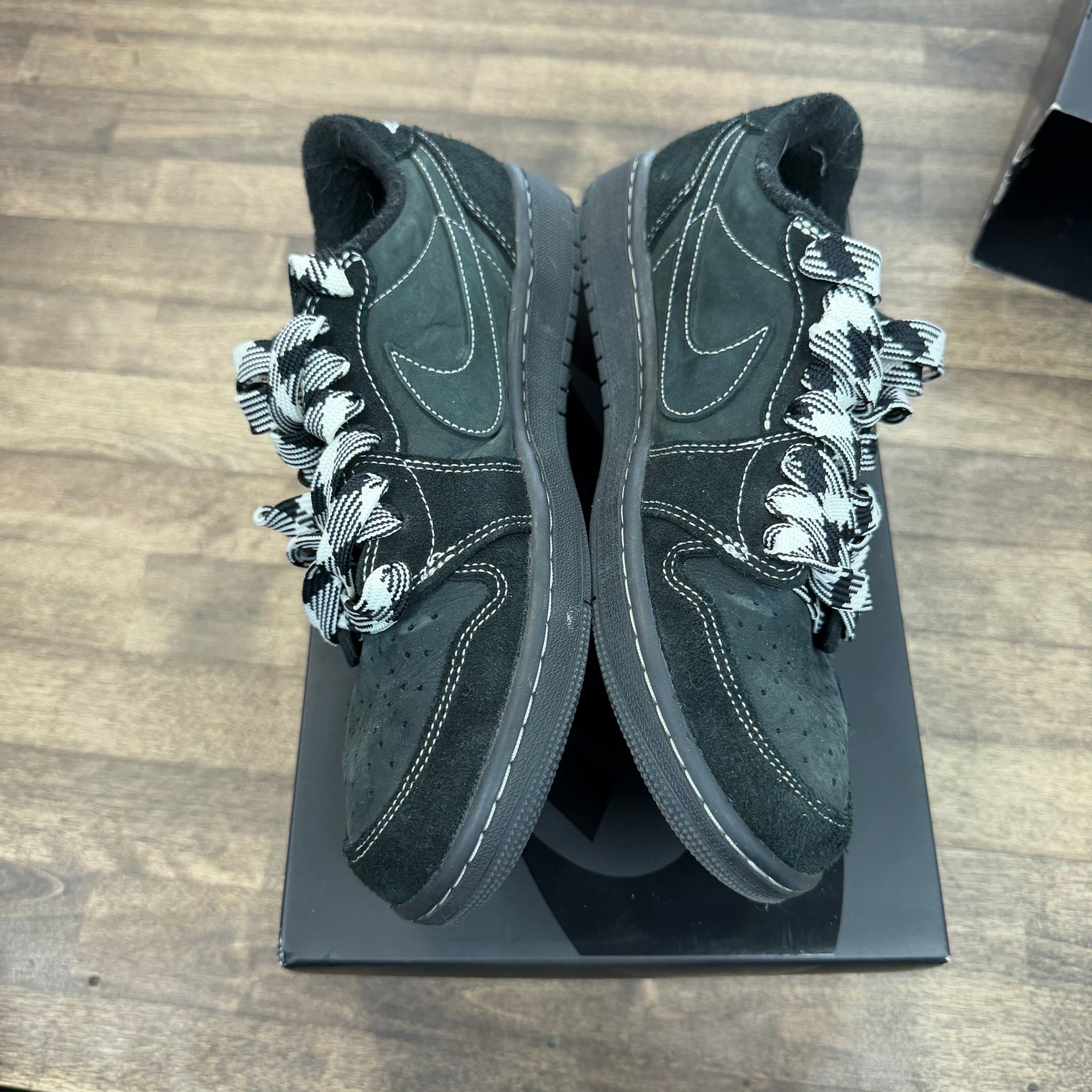 Phantom Travis Scott Jordan 1 Low OG (USED)