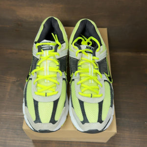 Nike Zoom Vomero 5 Life Lime Size 10.5 (Pre-Owned) - Image 3