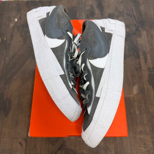 Nike Blazer Low sacai Iron Grey - Image 1
