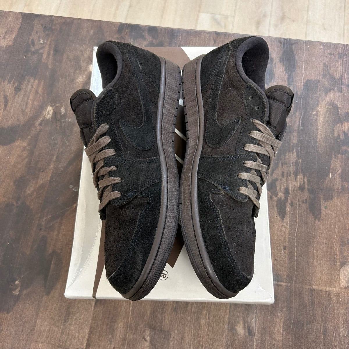 Jordan 1 Retro Low OG SP Travis Scott Velvet Brown - Image 3