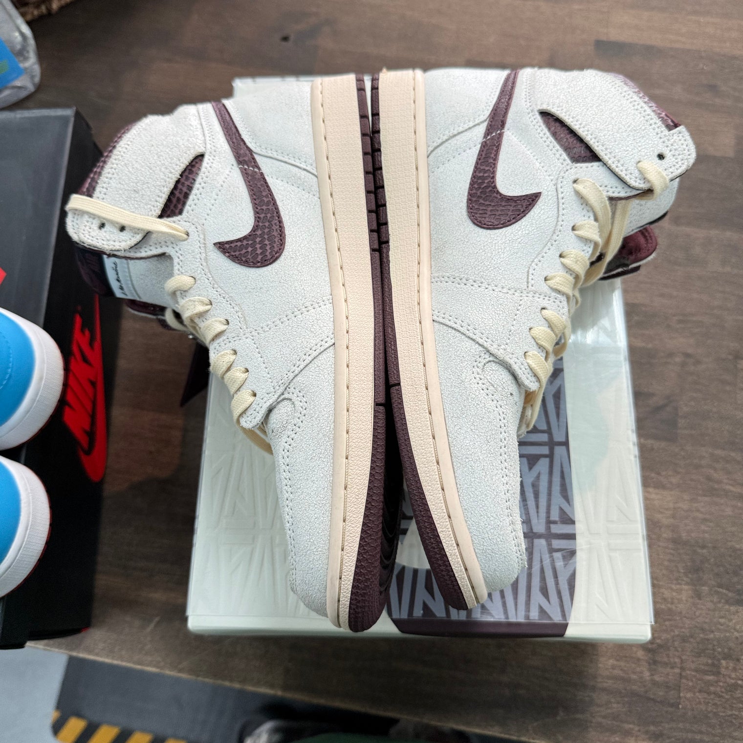 A Ma Maniere Jordan 1 Retro High OG (USED)