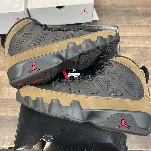 Olive Jordan 9 (USED)