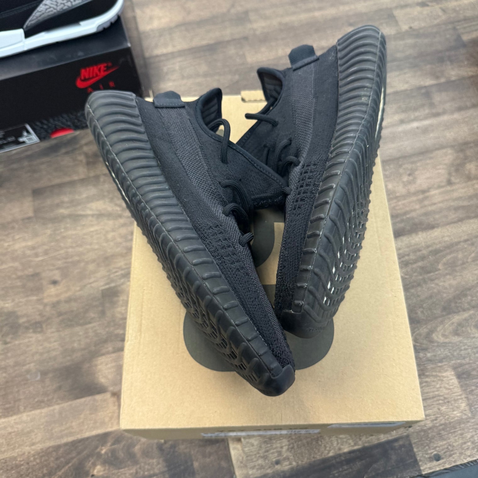 Onyx Yeezy 350 (USED)