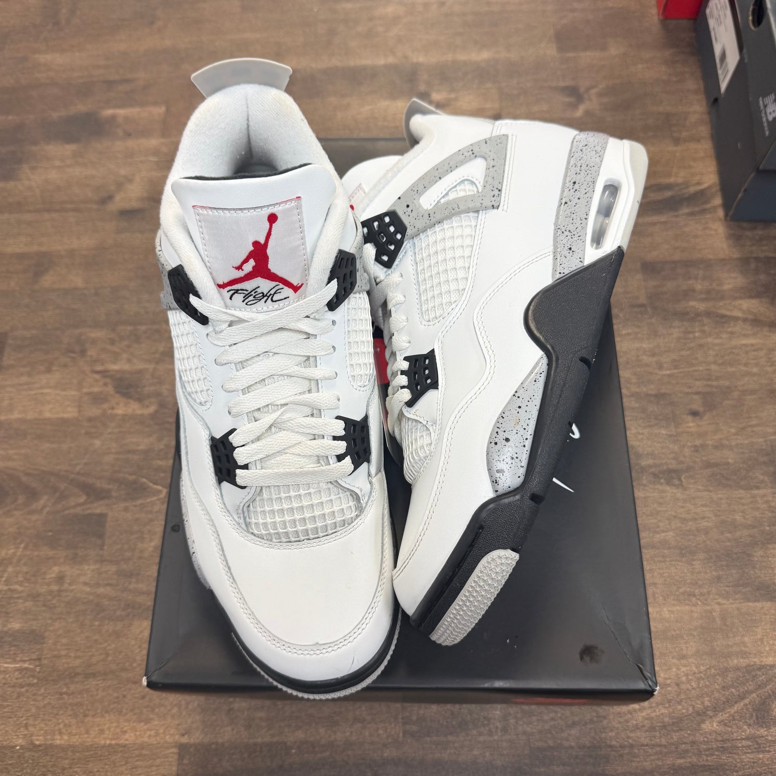 White Cement Jordan 4 Retro (Used)