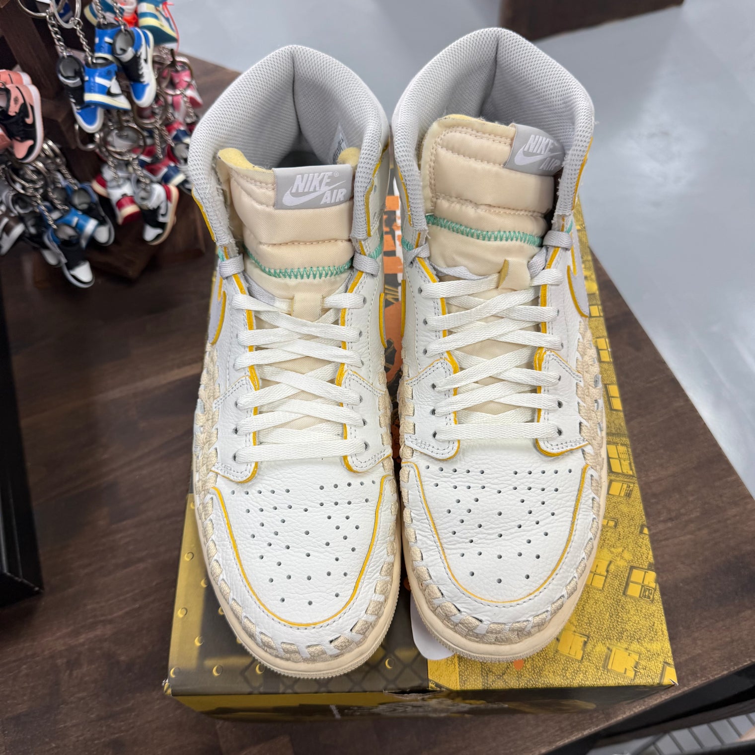 Bephie's Beauty Supply Union LA Jordan 1 High (USED)