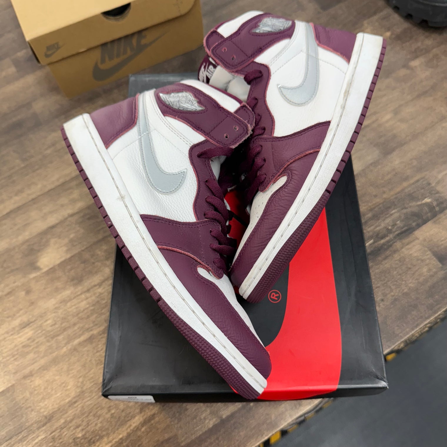 Bordeaux Jordan 1 High OG (Used, No Insoles, No Box)