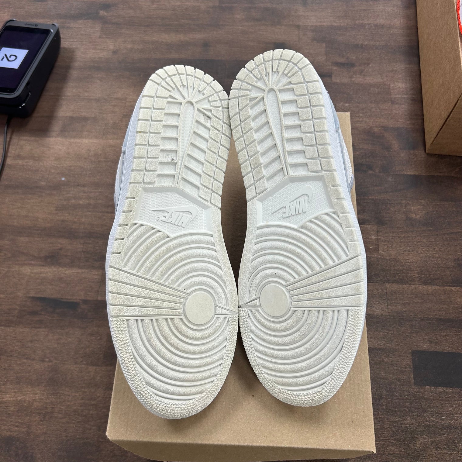 Paris Jordan 1 Low (USED, No Box)