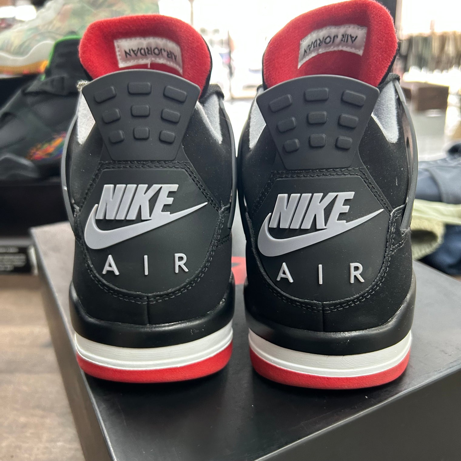 Bred Jordan 4 Retro (2019) (Lightly Worn)
