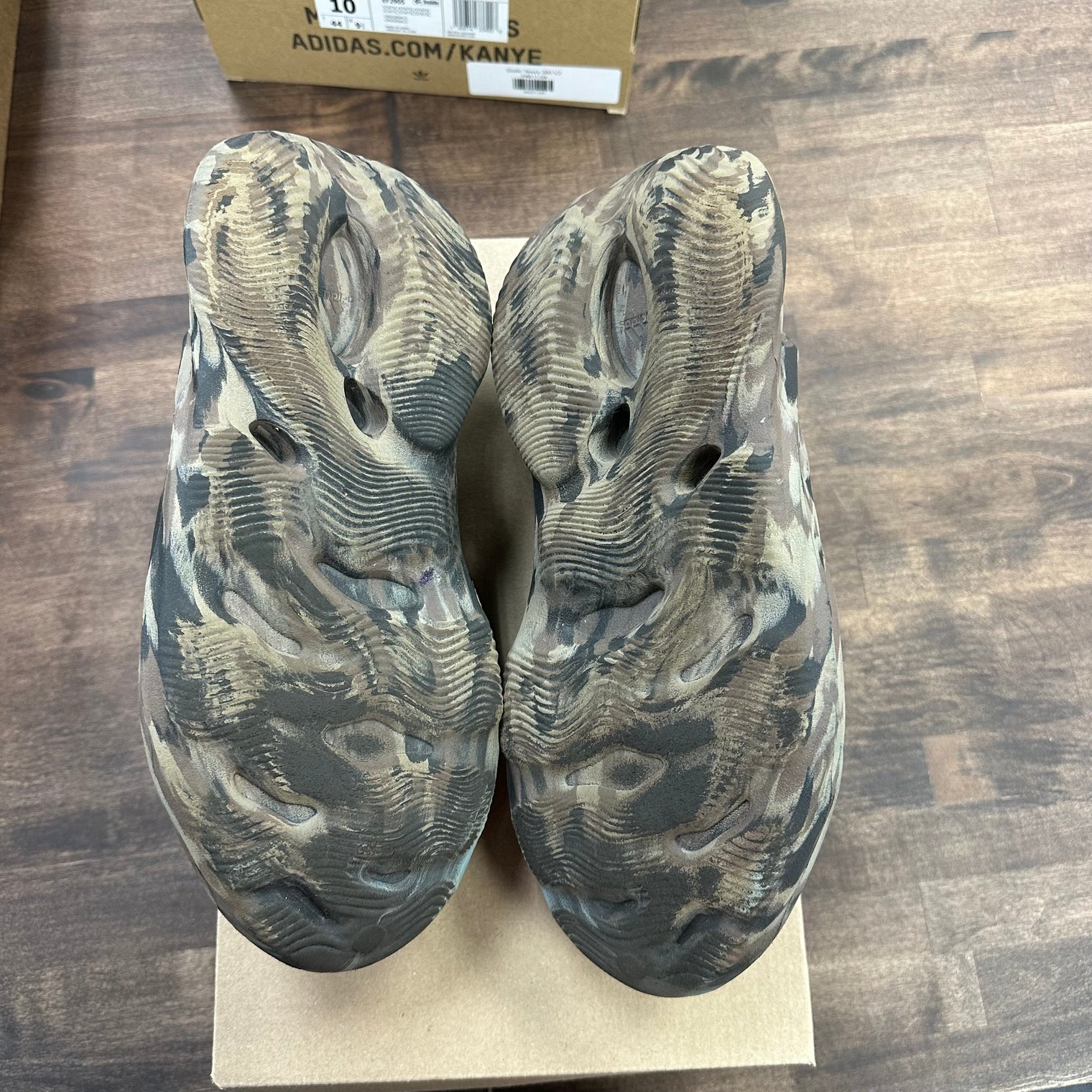 MX Cinder Yeezy Foam RNNR (USED, No Box)