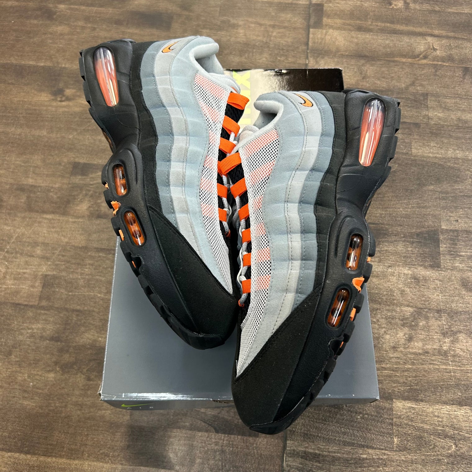 Bright Mandarin Big Bubble Air Max 95 OG (2025) (USED)