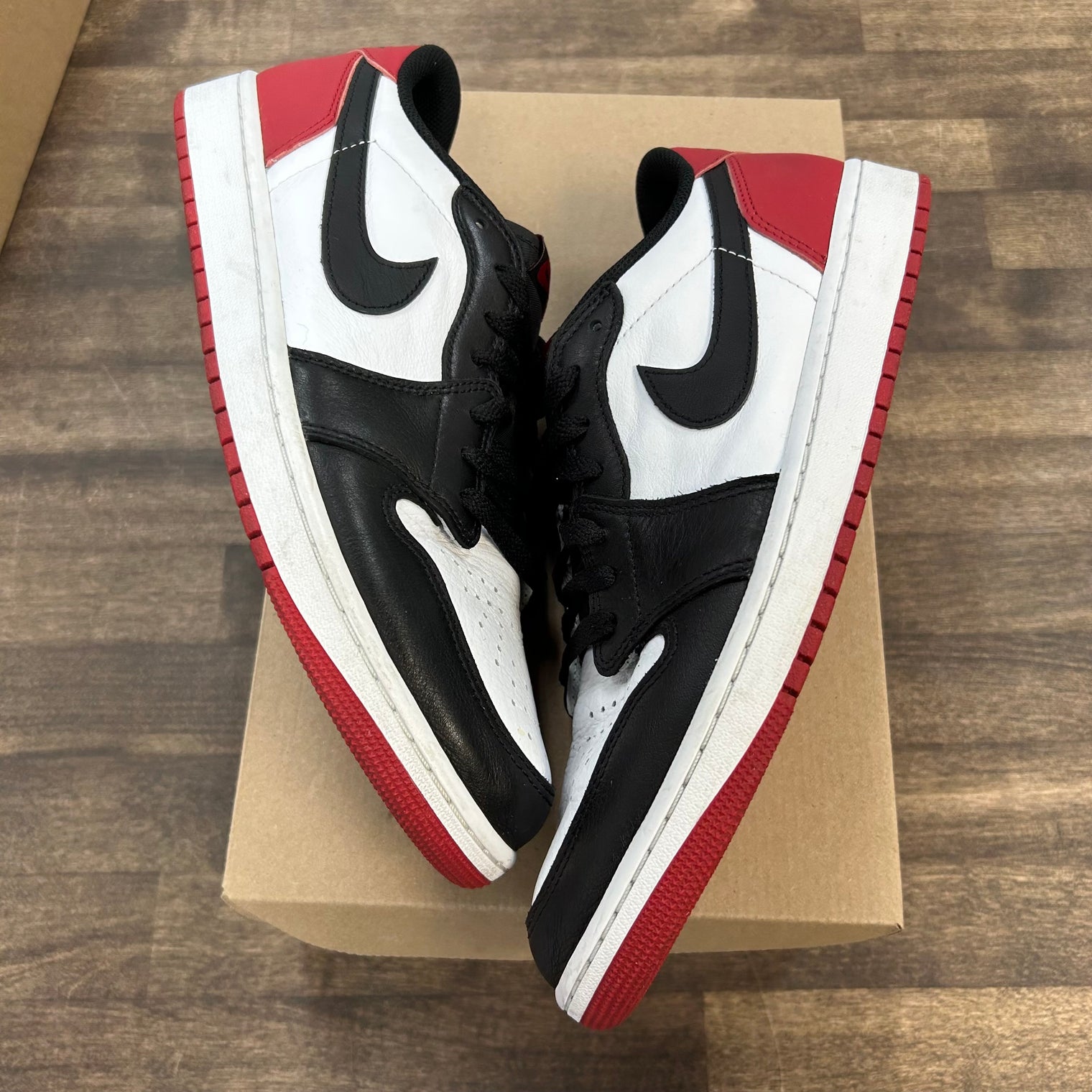 Black Toe Jordan 1 Low OG (USED, No Box)