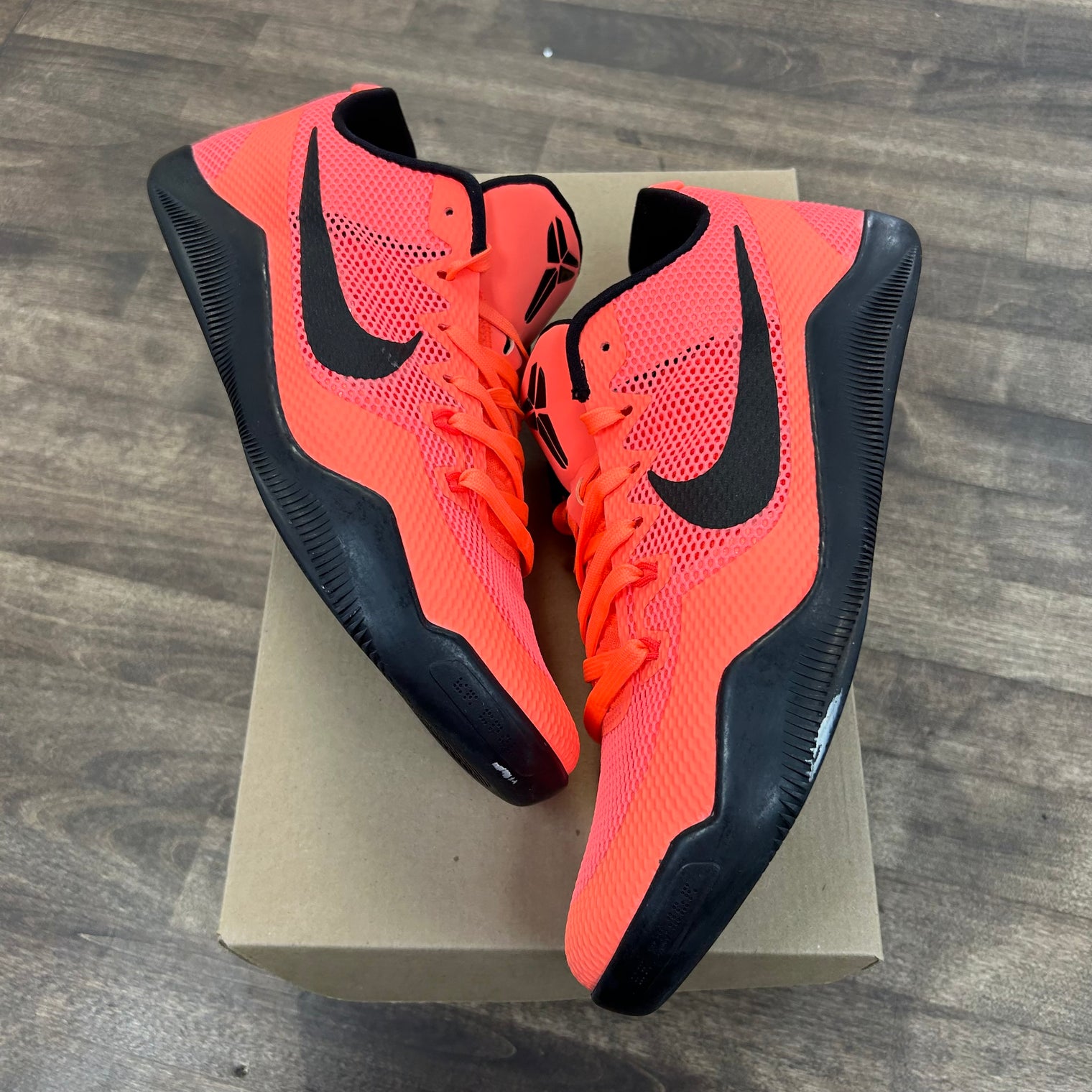 Barcelona Kobe 11 EM Low (USED, No Box)