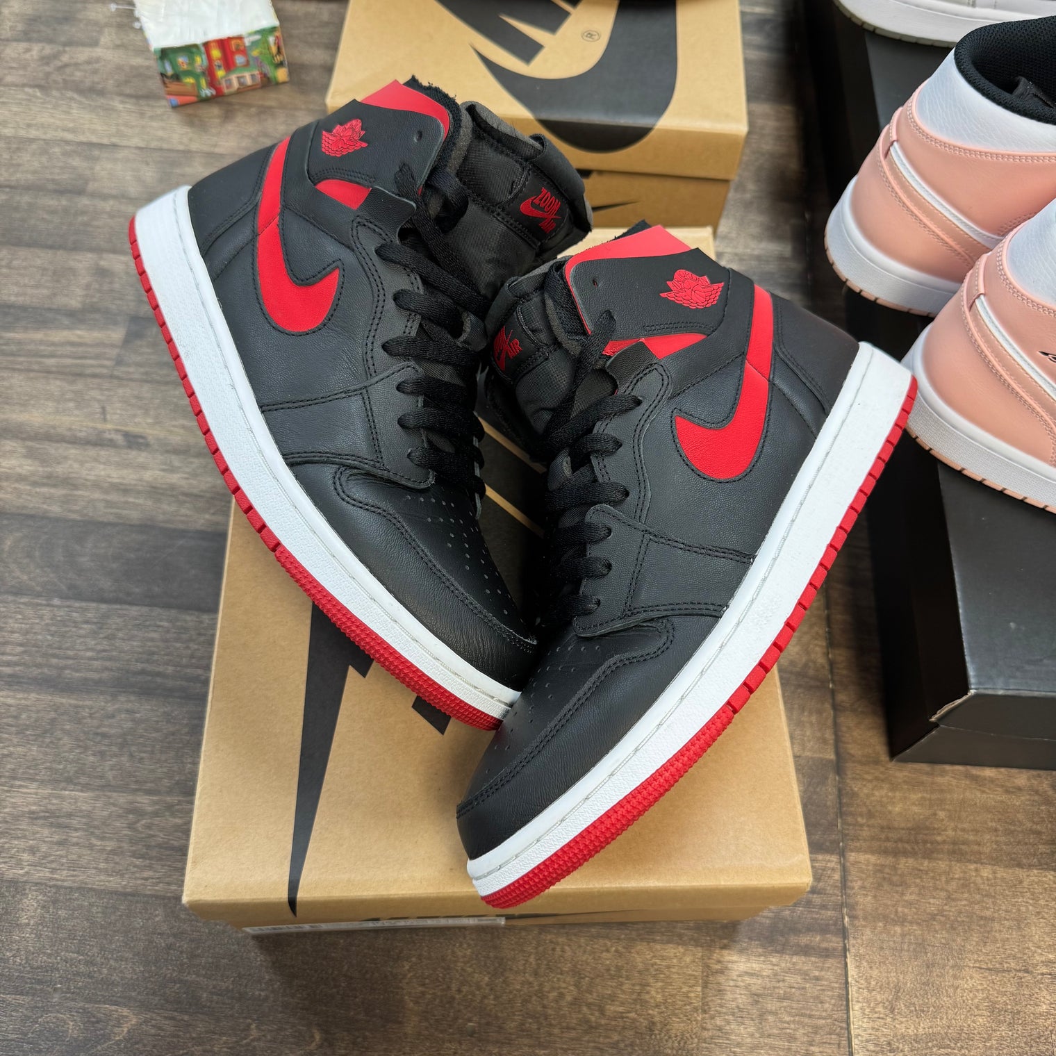 Bred Jordan 1 High Zoom CMFT (W) (USED)