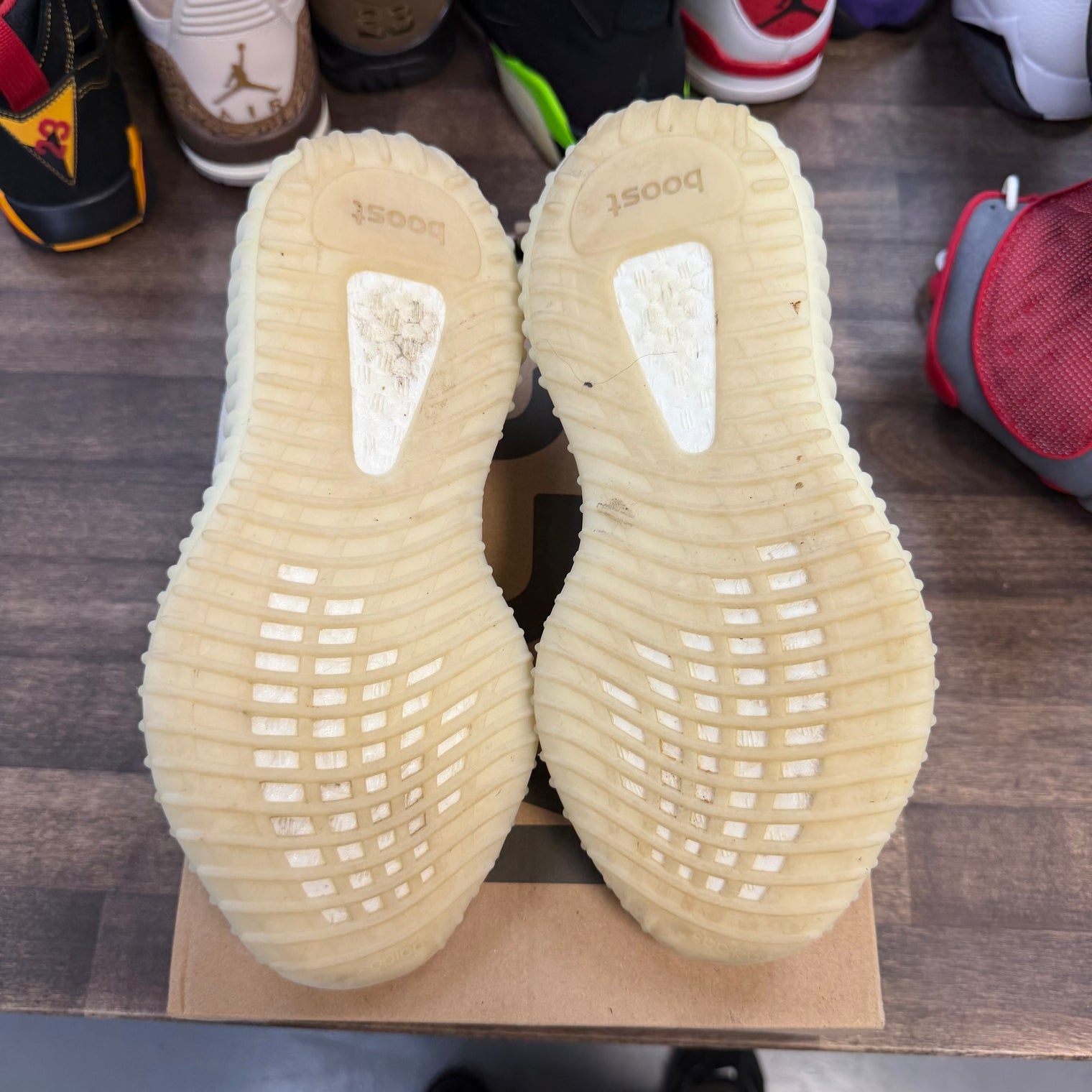 Bone Yeezy 350 (USED)