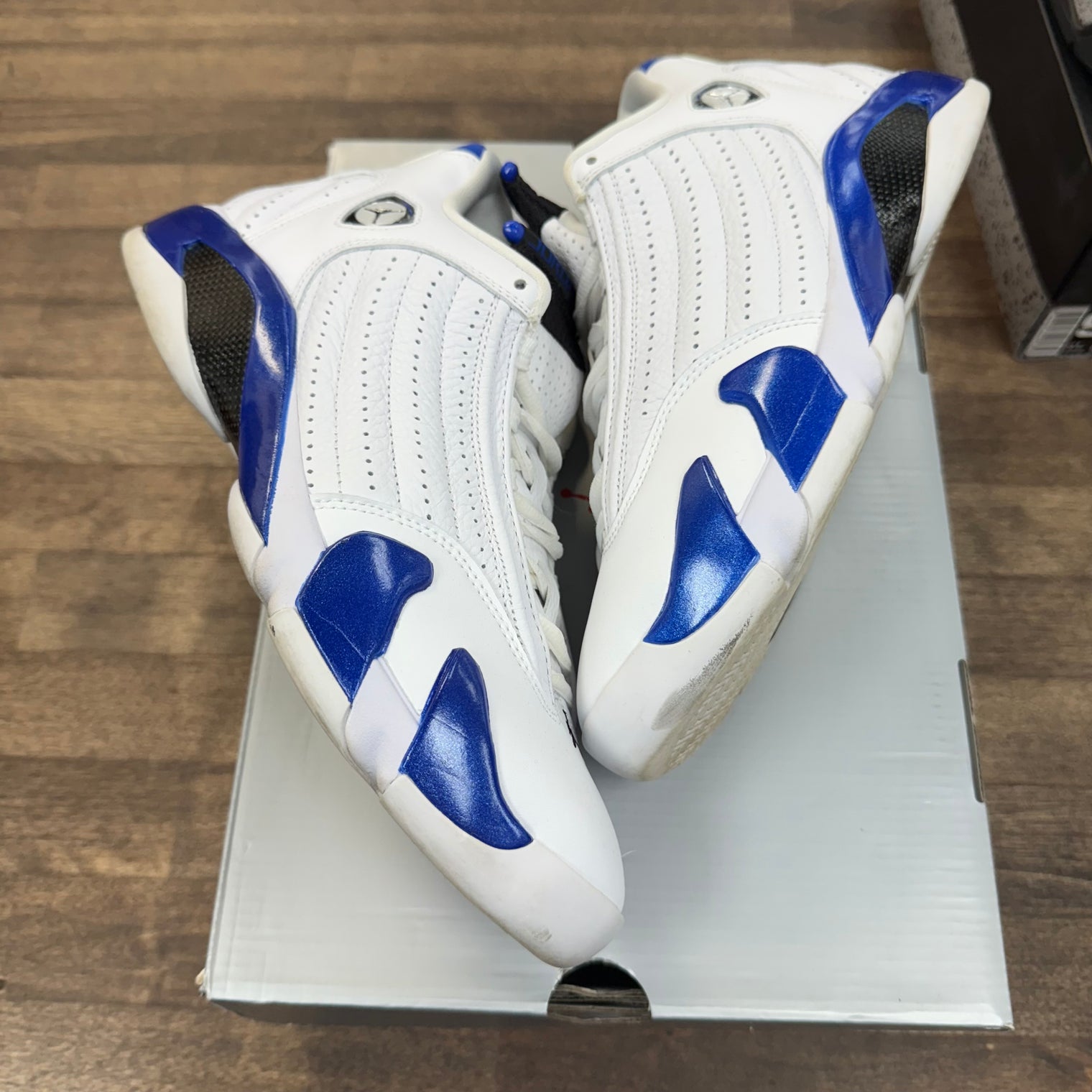 Hyper Royal Jordan 14 (USED)