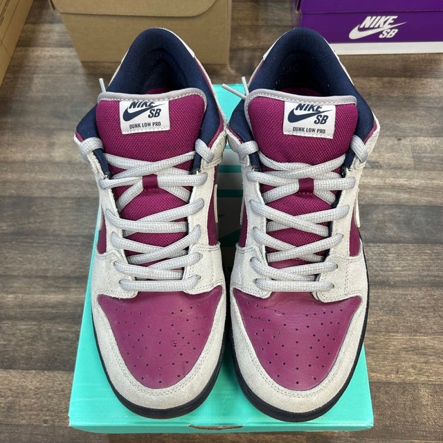 Atmosphere Grey True Berry SB Dunk Pro Low (Used)