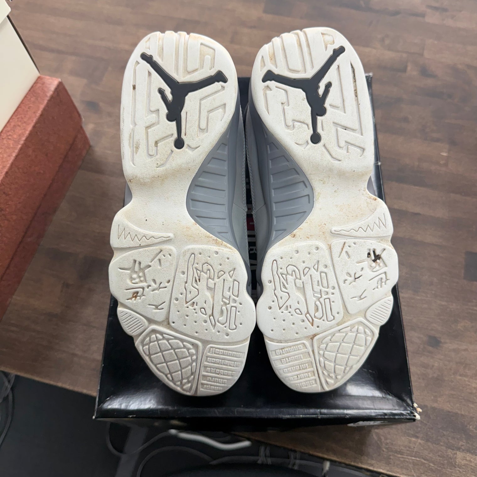 Particle Grey Jordan 9 Retro (USED)