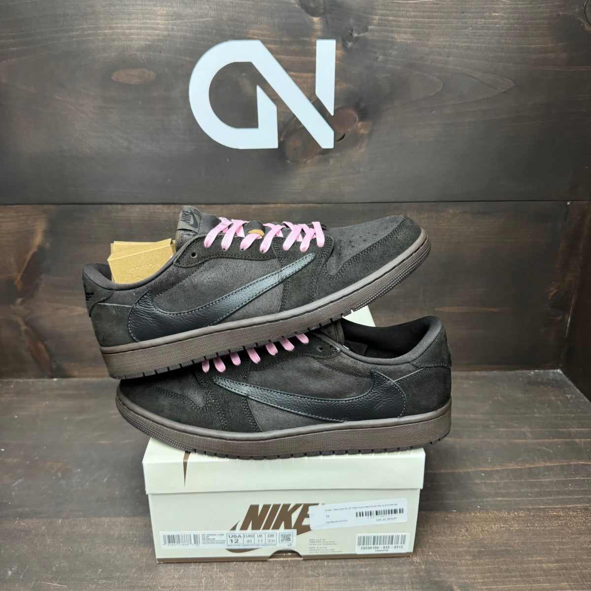 Jordan 1 Retro Low OG SP Travis Scott Velvet Brown - Image 1