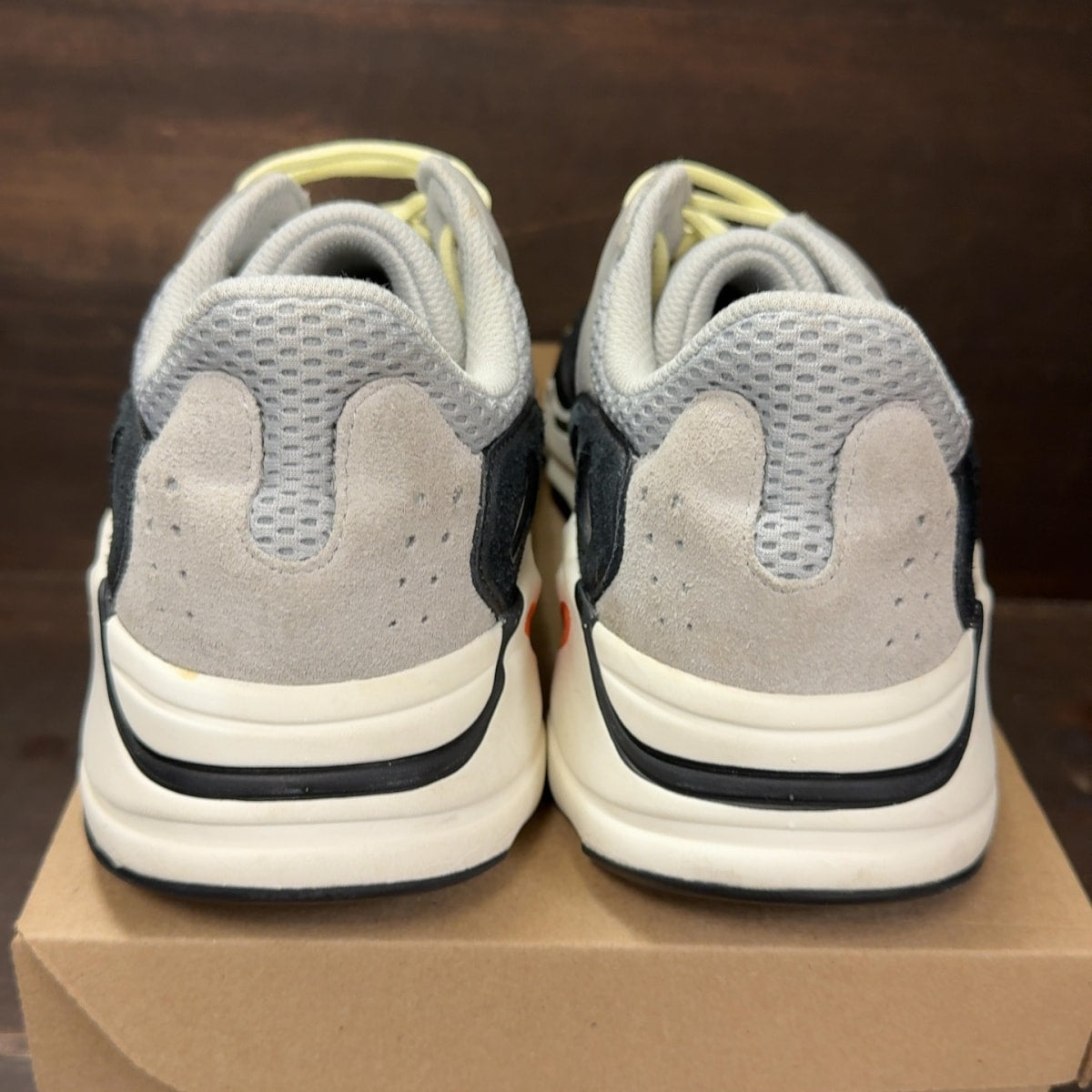 adidas Yeezy Boost 700 Wave Runner Size 11.5 (Pre-Owned) - aux