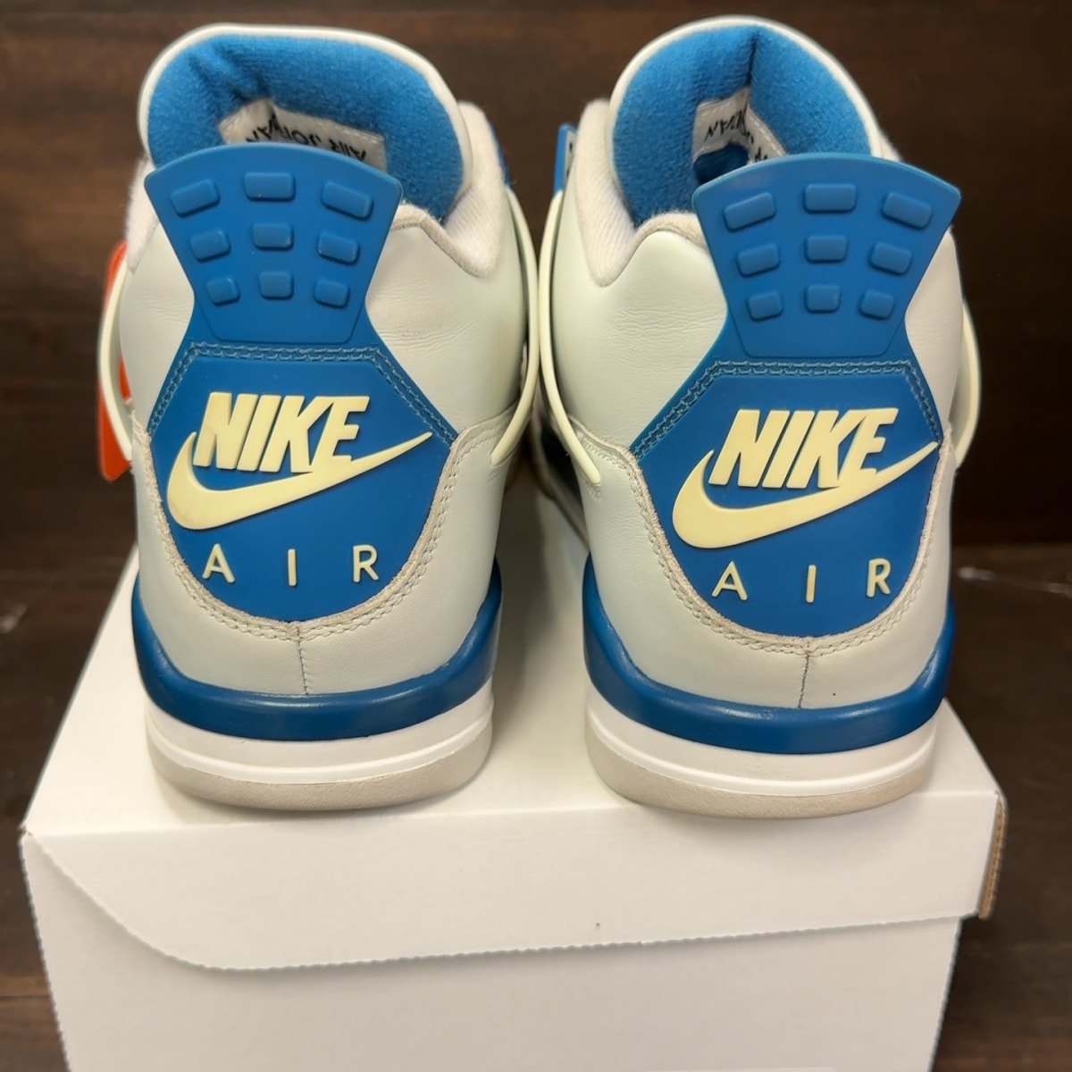 Jordan 4 Retro Military Blue (2024) Size 10.5 (Pre-Owned) - Image 5