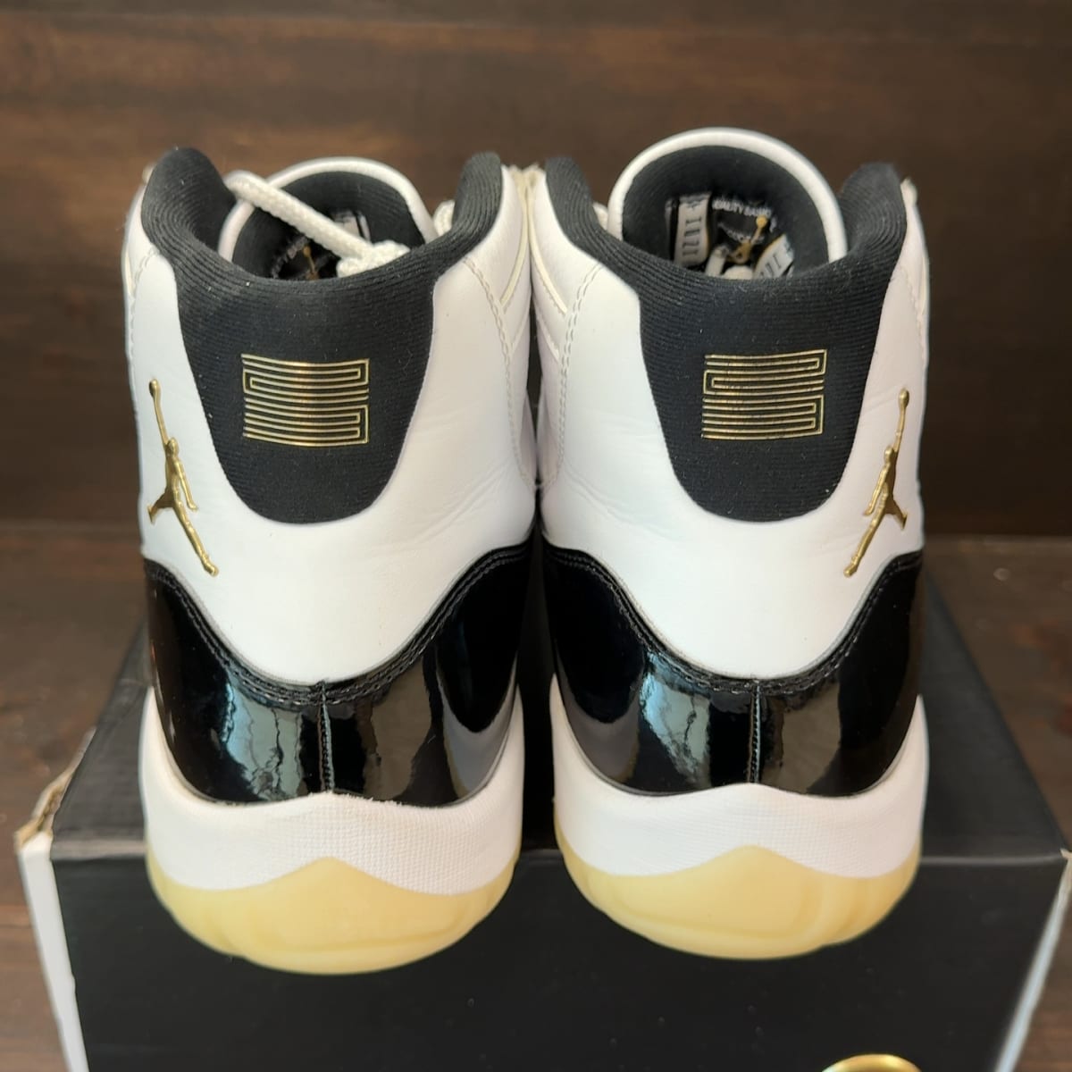 Jordan 11 Retro DMP Gratitude (2023) Size 13 (Pre-Owned) - aux