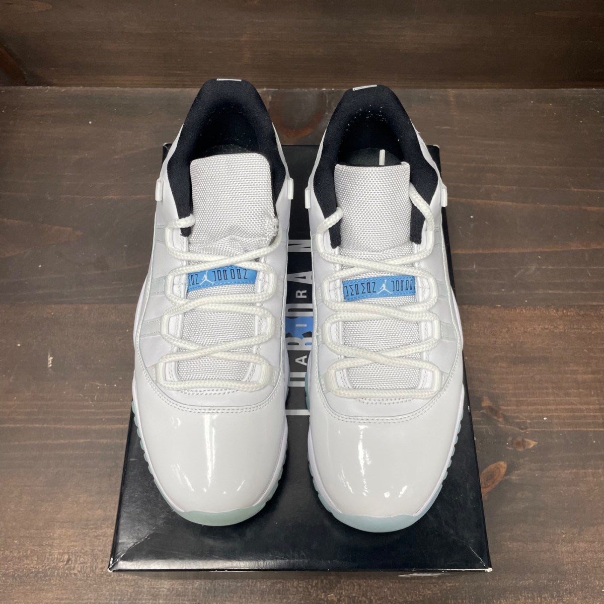 Jordan 11 Retro Low Legend Blue - Image 2