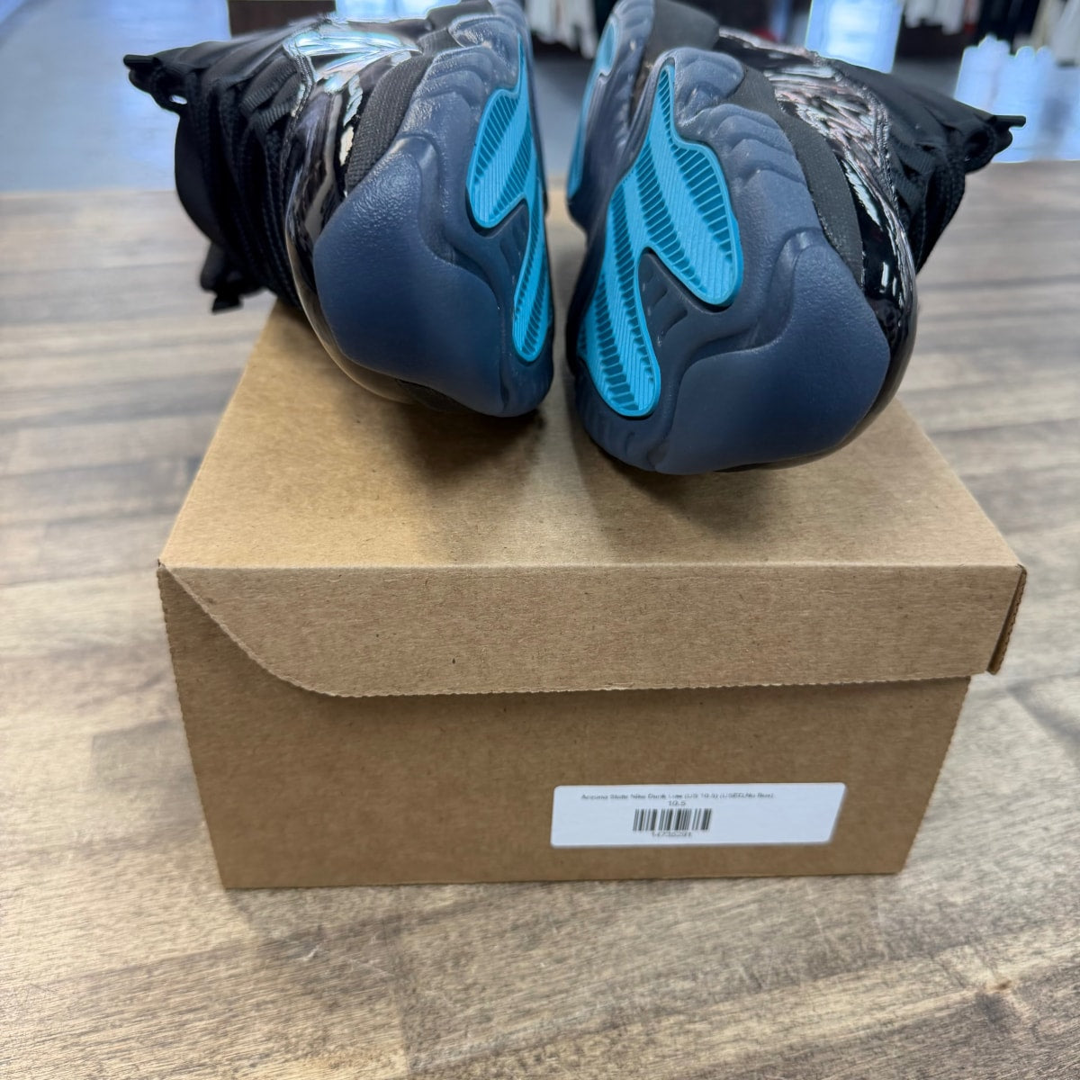 Jordan 11 Retro Gamma Blue (2025) Size 11 (Pre-Owned) - Image 6