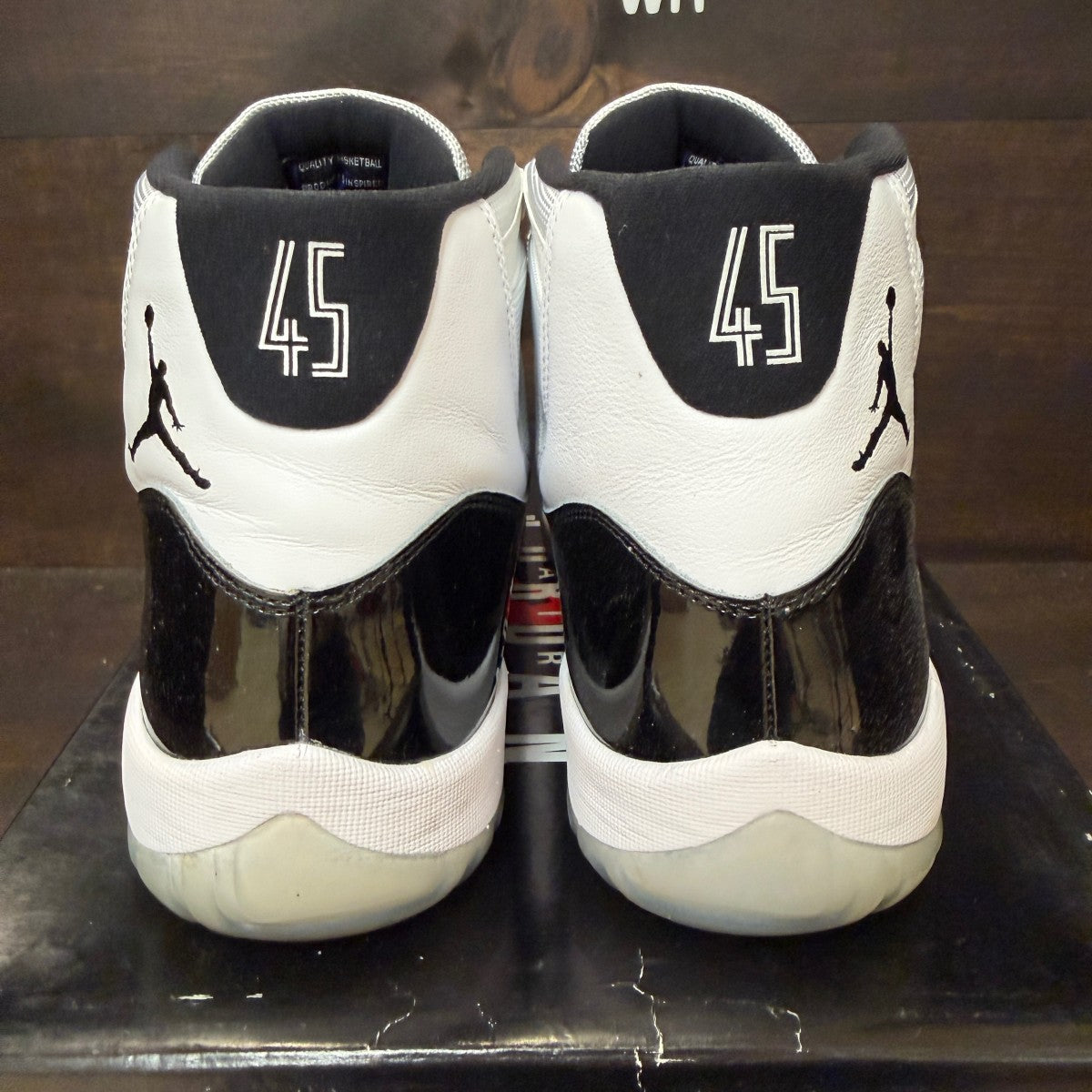 Jordan 11 Retro Concord (2018) - Image 4