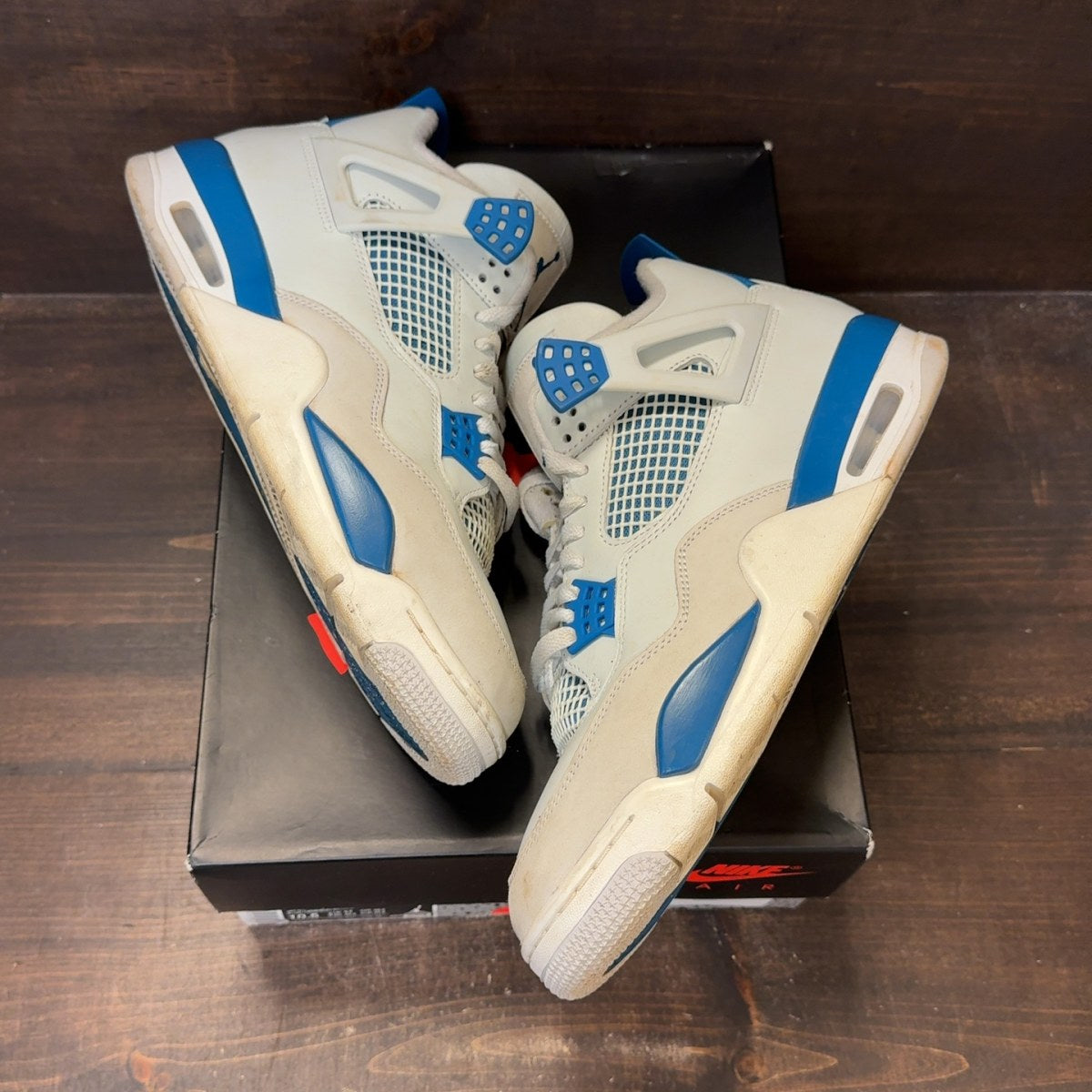Jordan 4 Retro Military Blue (2024) - Image 2