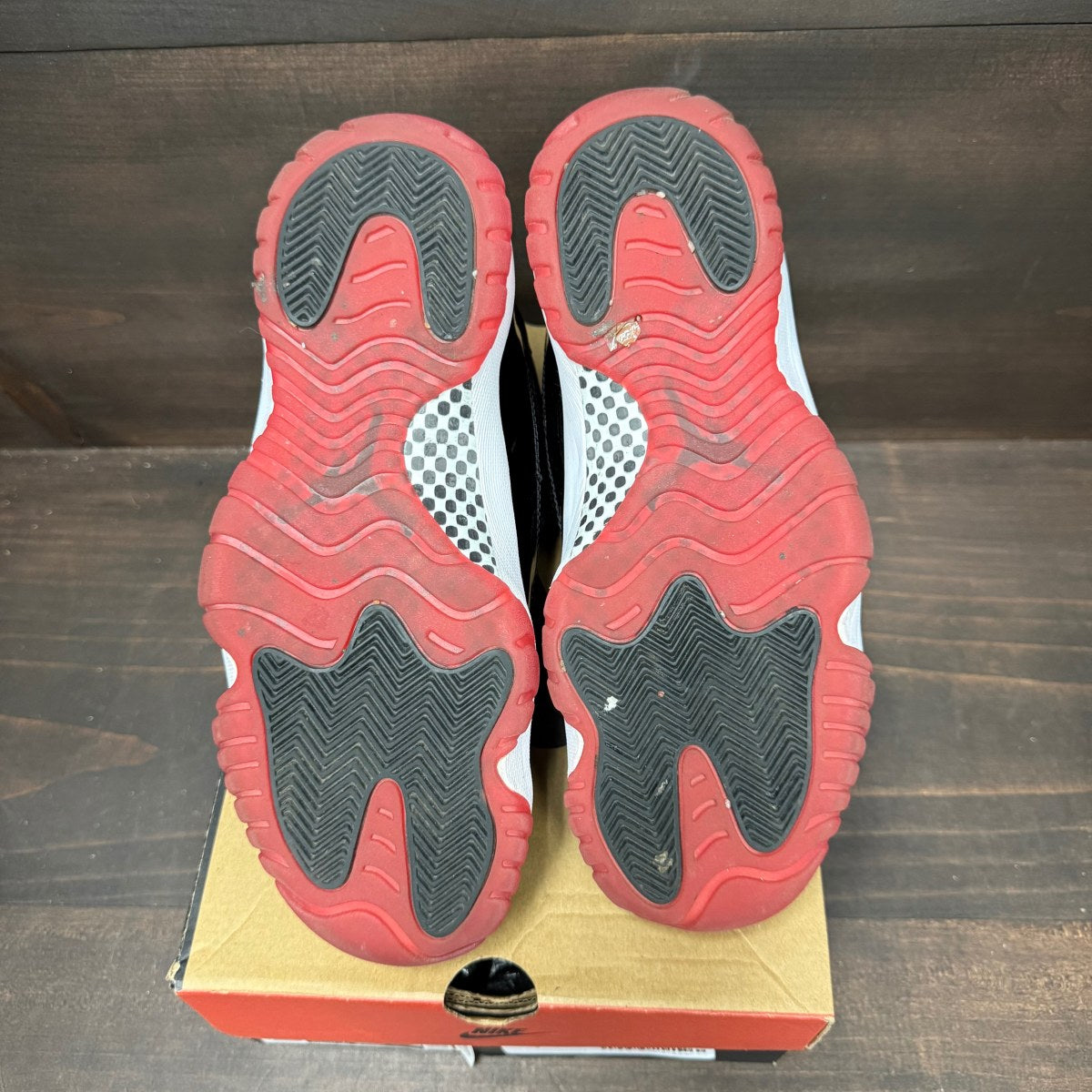 Jordan 11 Retro Playoffs Bred (2019) - Image 6