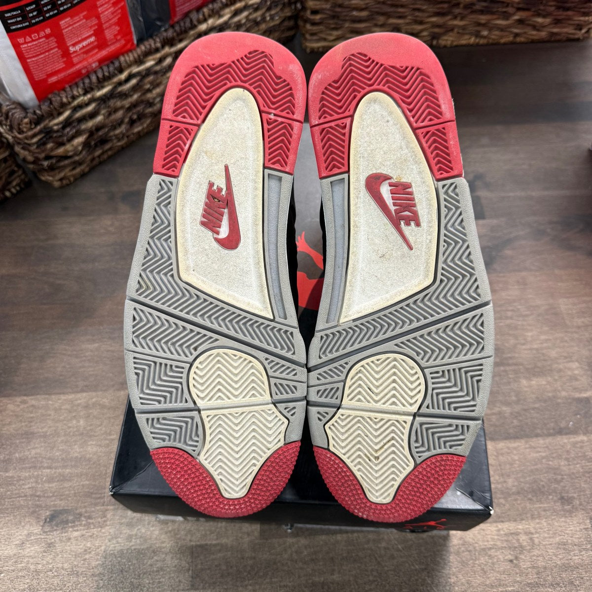 Jordan 4 Retro Bred (2019) - Image 5
