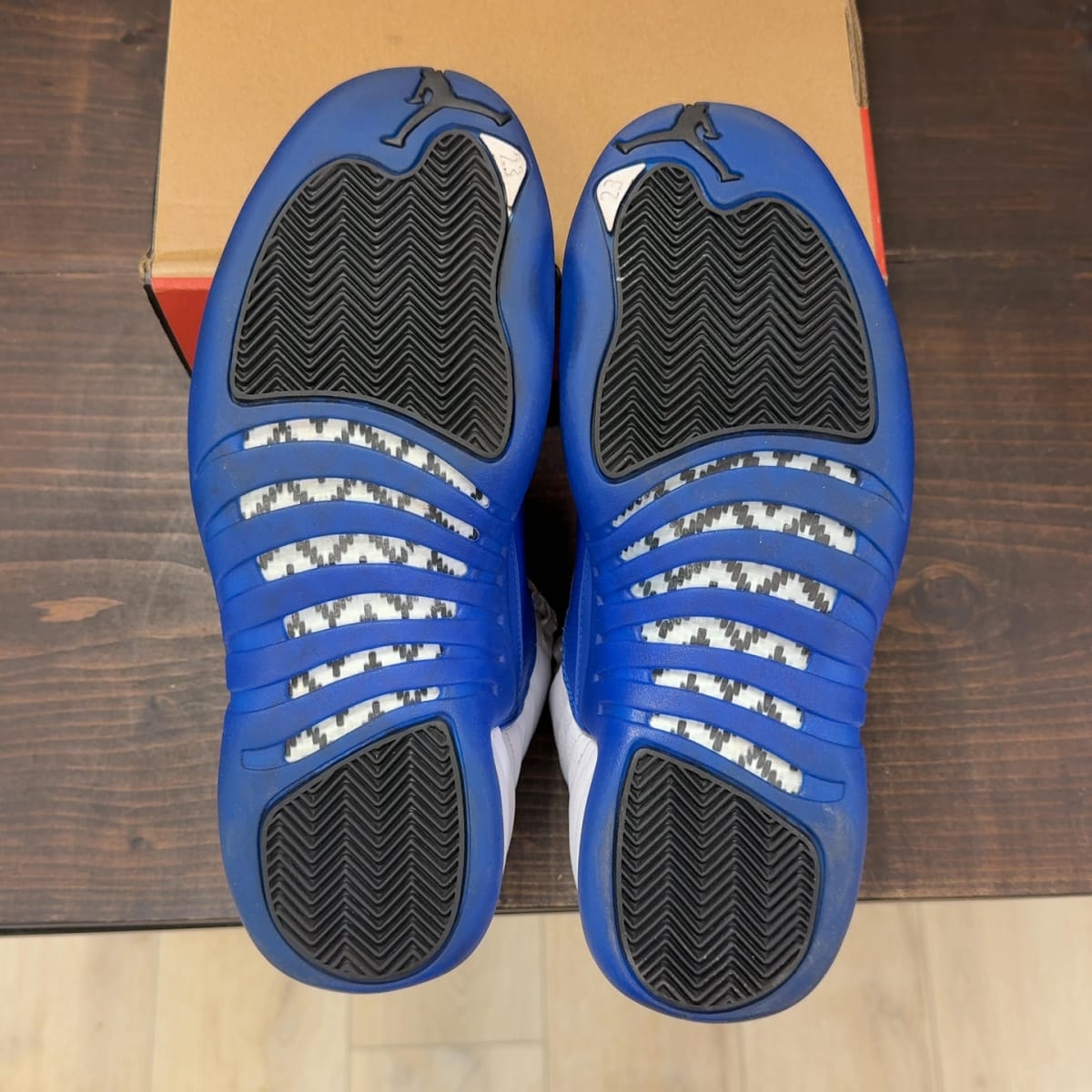 Jordan 12 Retro Blueberry Size 8.5 (Pre-Owned) - aux