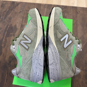 New Balance 990v3 MiUSA Patta Keep Your Family Close - Image 5