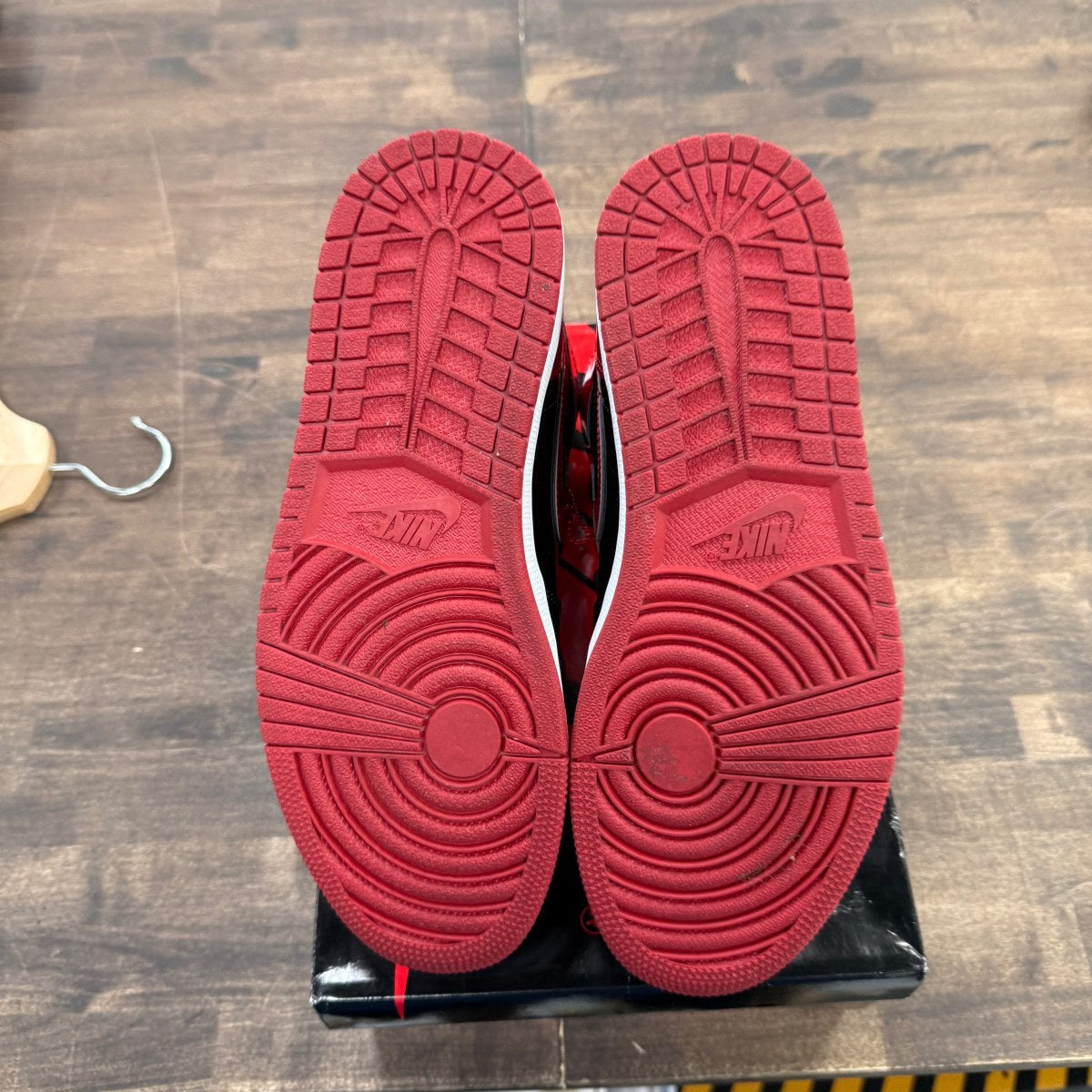 Jordan 1 Retro High OG Patent Bred - Image 5