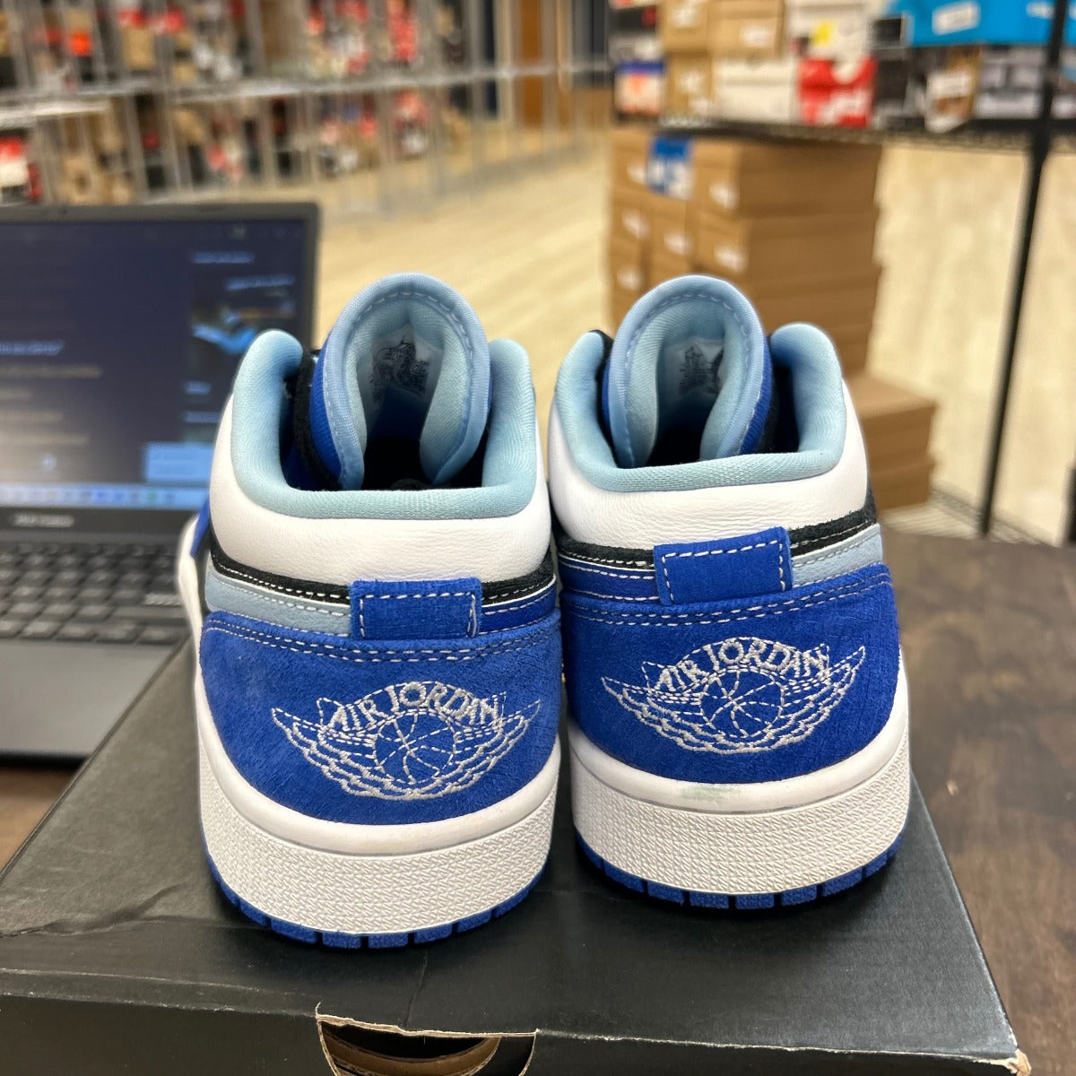 Jordan 1 Low Racer Blue White Size 8.5 (Pre-Owned) - Image 4