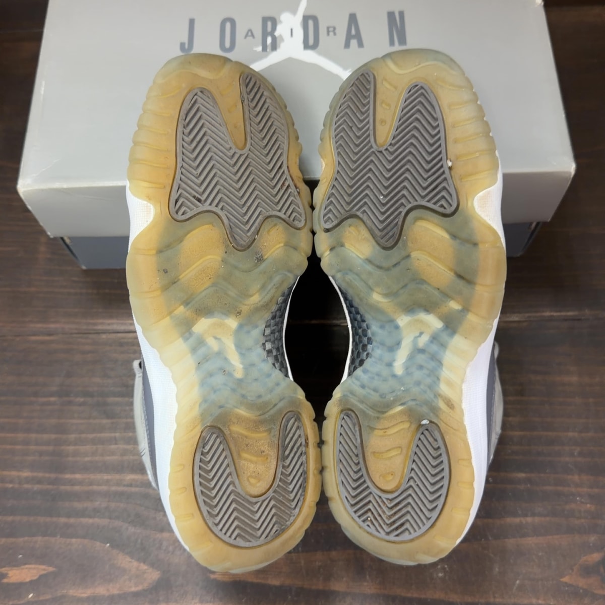Jordan 11 Retro Cool Grey (2021) (GS) - Image 6